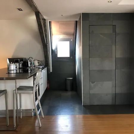 Duplex 15 *