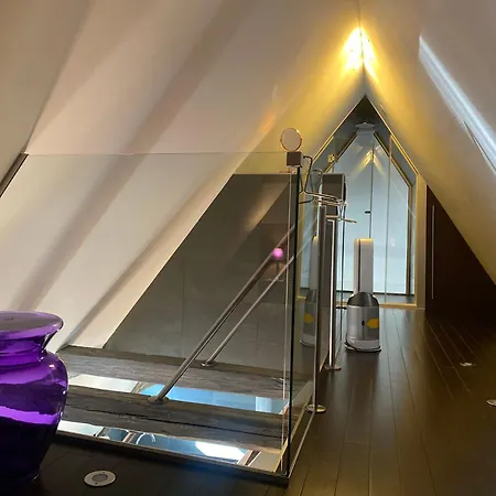 Apartment Duplex 15 *