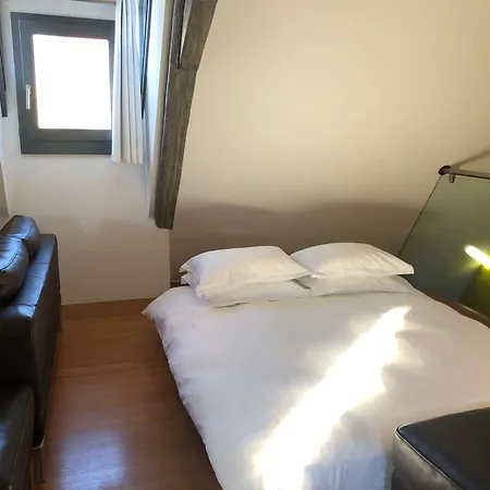 Duplex 15 Apartment *